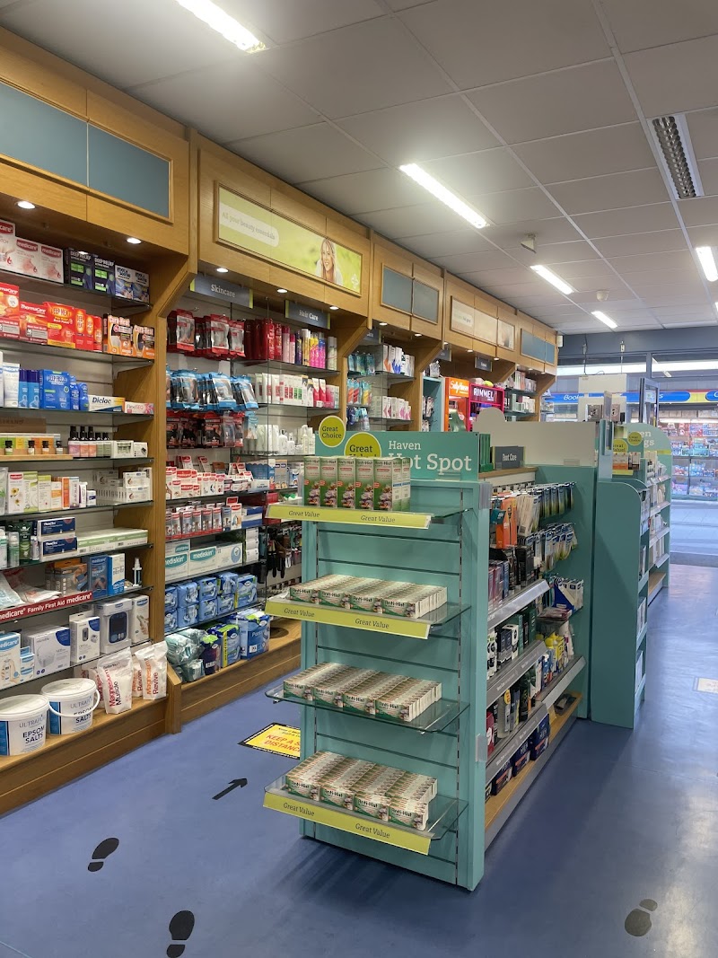 Haven Pharmacy Murray's storefront