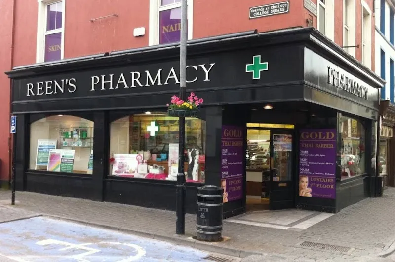 Life Pharmacy Reens storefront